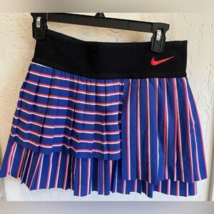 Nike tennis skort